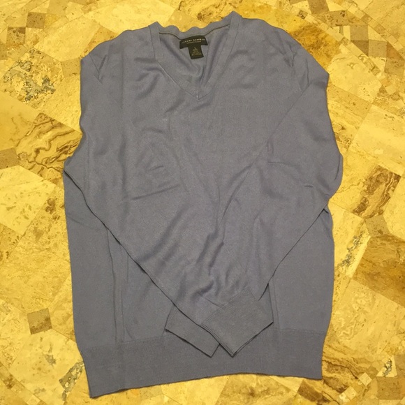 Banana Republic Other - Banana Republic v-neck sweater